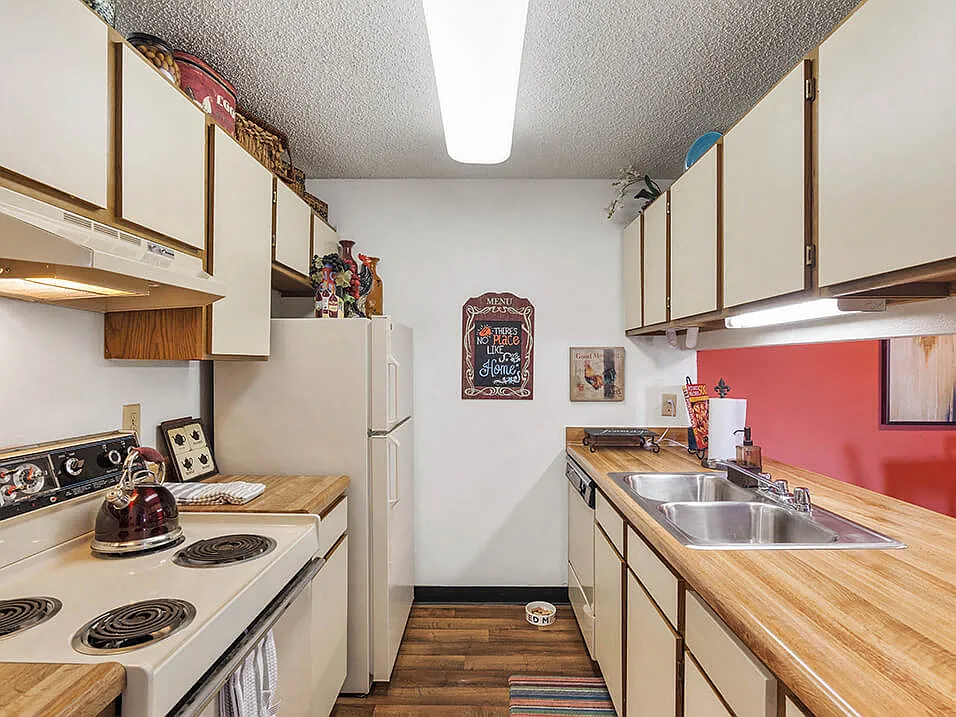 Fully-Equipped Kitchen with Appliances