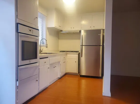 827 S St Andrews Pl APT 19, Los Angeles, CA 90005