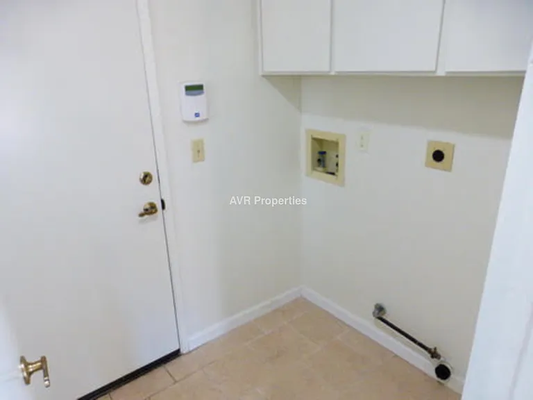 3702 Kamp Dr — Photo 6