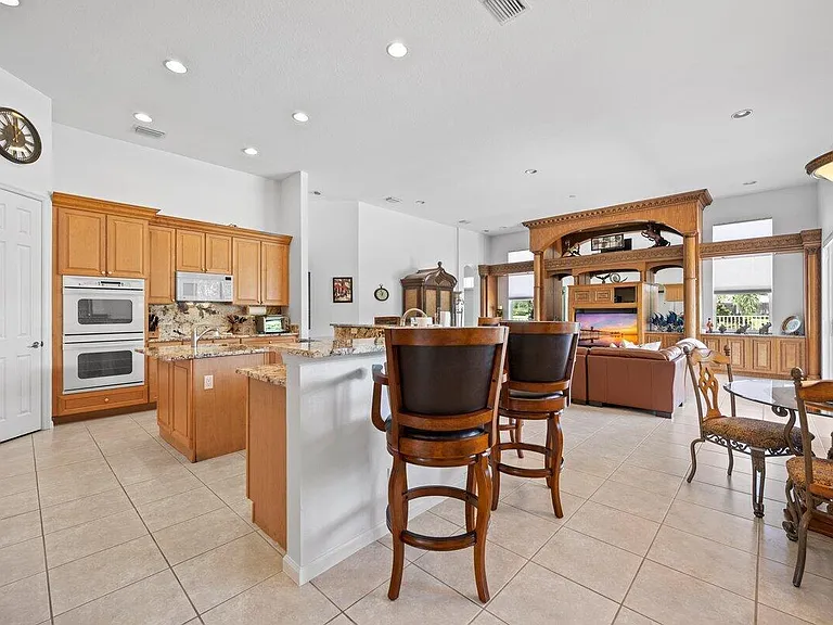 11727 Paradise Cove Ln — Photo 7