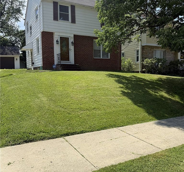 1st image of 1830 Beverly Hills Dr