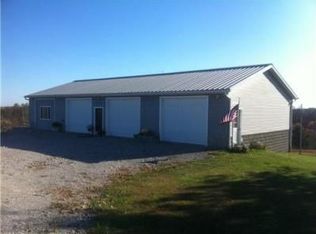 824 Evergreen Rd, Fraziers Bottom, WV 25082