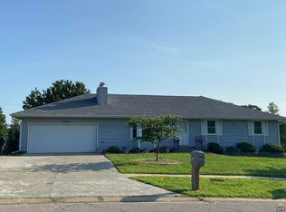 6736 SW 25th St, Topeka, KS 66614