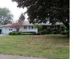 393 Buckman Rd, Rochester, NY 14615