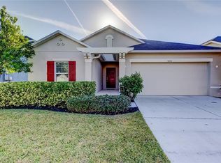 5050 Suncatcher Dr, Wesley Chapel, FL 33545