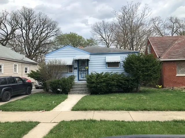 14523 Harvey Ave photo 1