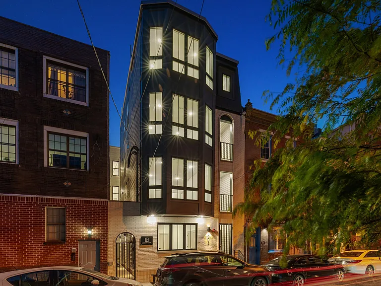 608 S American St #7 — Photo 29