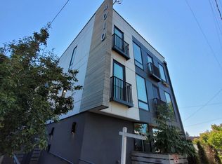 4010 SE Division St APT 2B, Portland, OR 97202