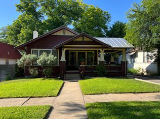 1015 W Gramercy Pl, San Antonio, TX 78201