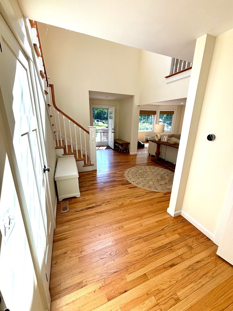  foyer and entryway