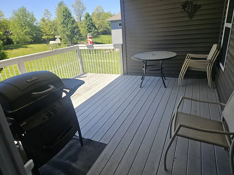 519 Majestic Oak Ct — Photo 14
