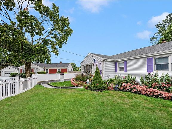 4th image of 10 Doran Dr