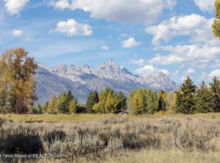 105 E Cottonwood Dr, Jackson, WY 83001