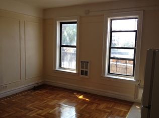 2145 Cruger Ave, Bronx, NY 10462