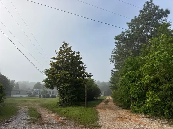 8270 Mystic Cir, Pass Christian, MS 39571