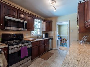 509 Park Ridge Dr, Wayne, PA 19087