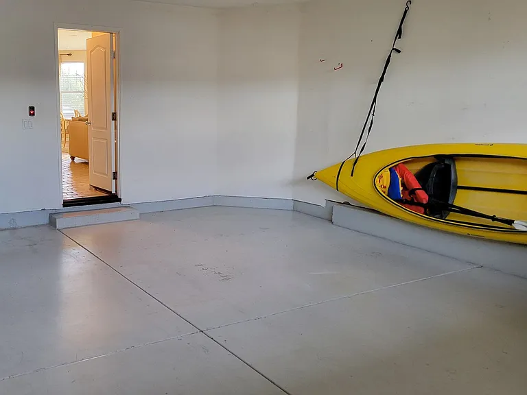 4755 Beachwood Ct — Photo 24