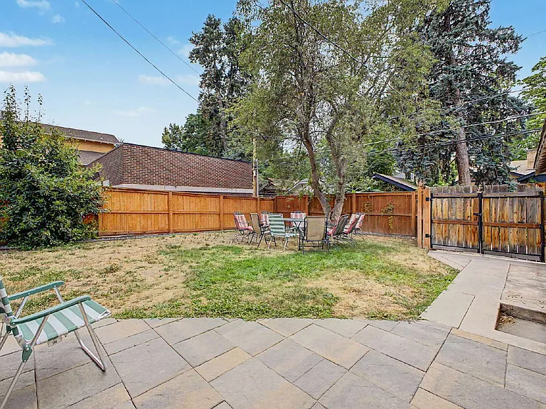 1156 S Downing St — Photo 26