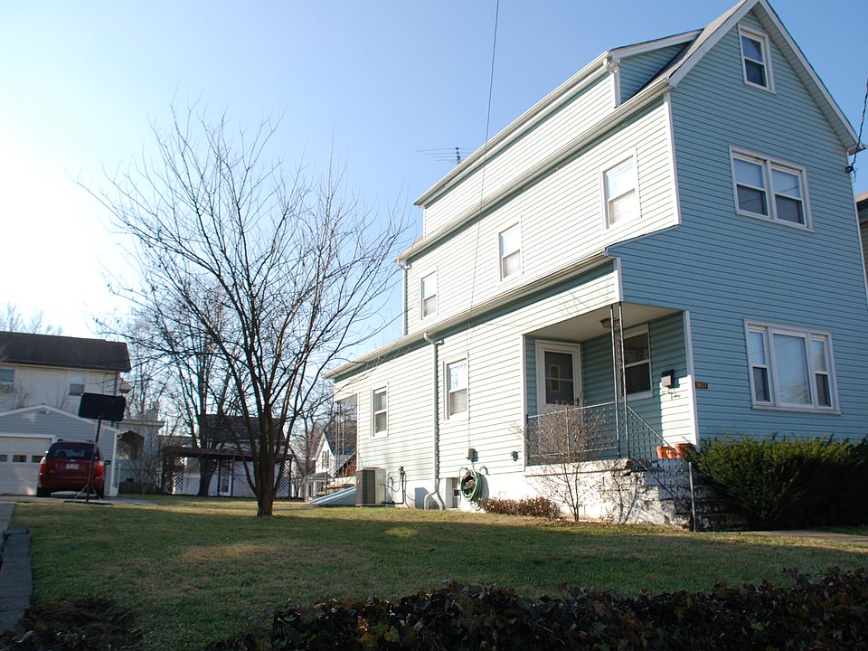 1st image of 1807 Elm Ave