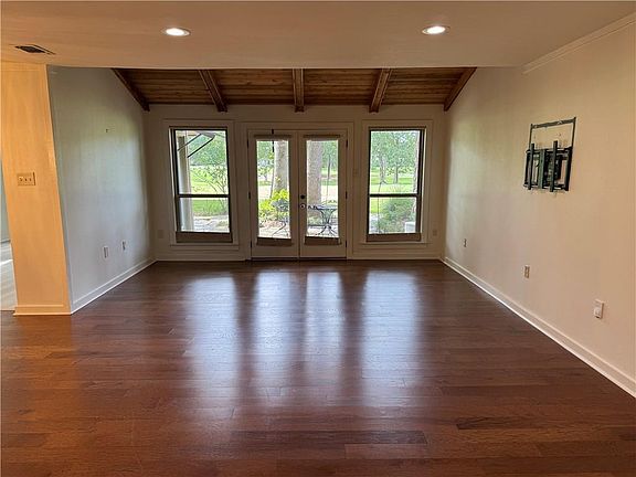 4th image of 22 S Court Villa Dr #22