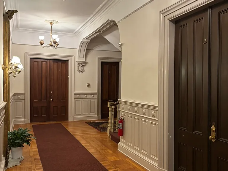 45 Ayrault St #8 — Photo 3