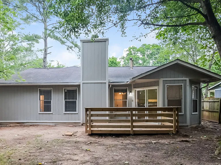 6052 Creekford Dr — Photo 15