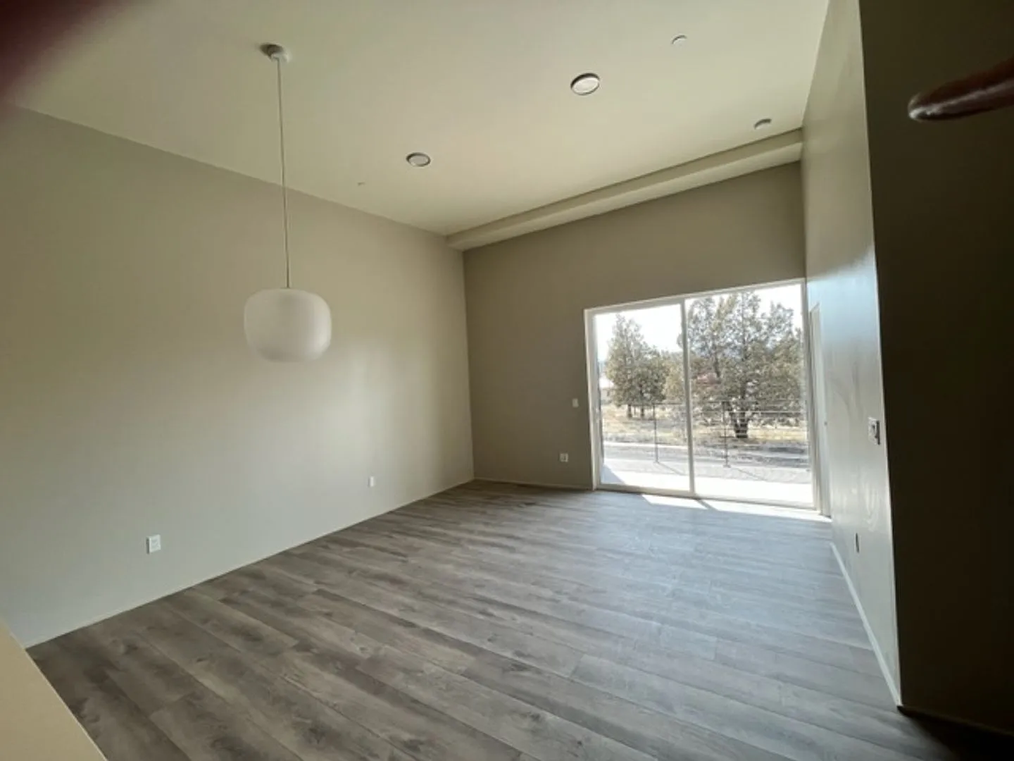 Luxury 2 bed 2 bath on the 2nd floor to view the Mountains!! — Photo 4