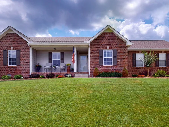 236 Glenda Ct, Pleasant View, TN 37146