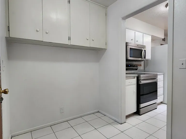 3127 Polk Ave — Photo 14