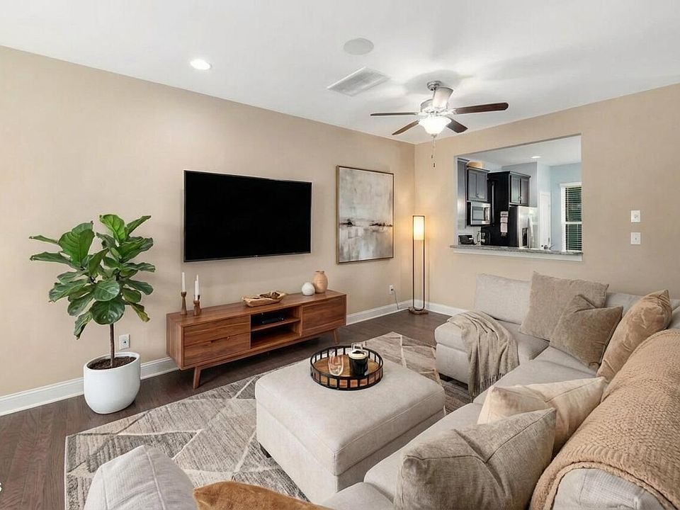 1st image of 102 Harvest Oaks Ln Unit 38