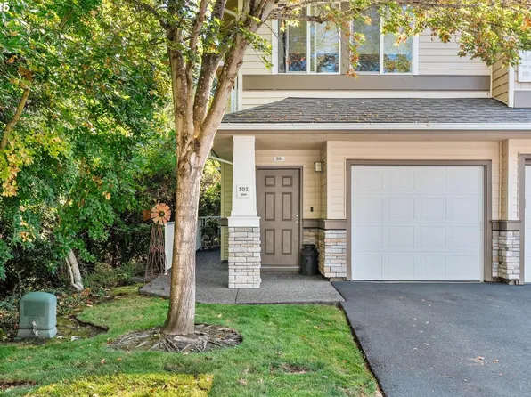 14525 SW Magpie Ln Unit 201, Beaverton, OR 97007