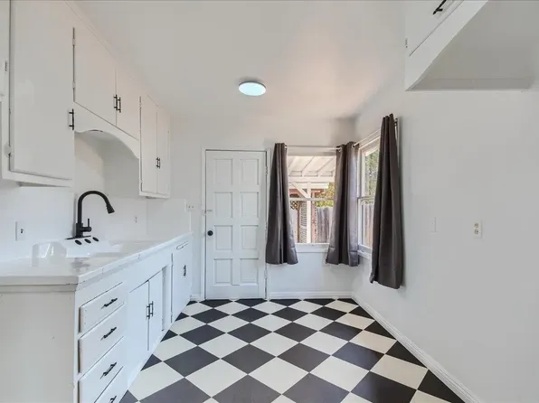 1242 Palmer Way, National City, CA 91950