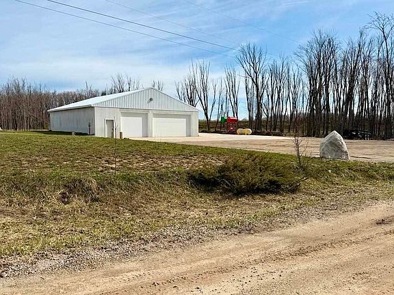 2nd image of 14525 Klooster Rd