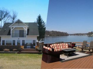 16 McNabb Rd, Lake Hopatcong, NJ 07849