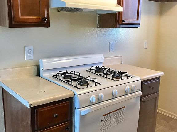 5th image of 523 E Pine St APT 4