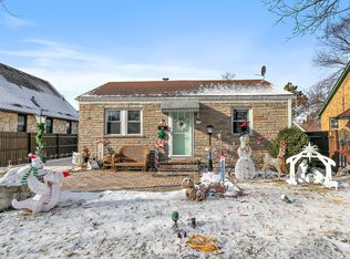 30 S Clifton Ave, Elgin, IL 60123