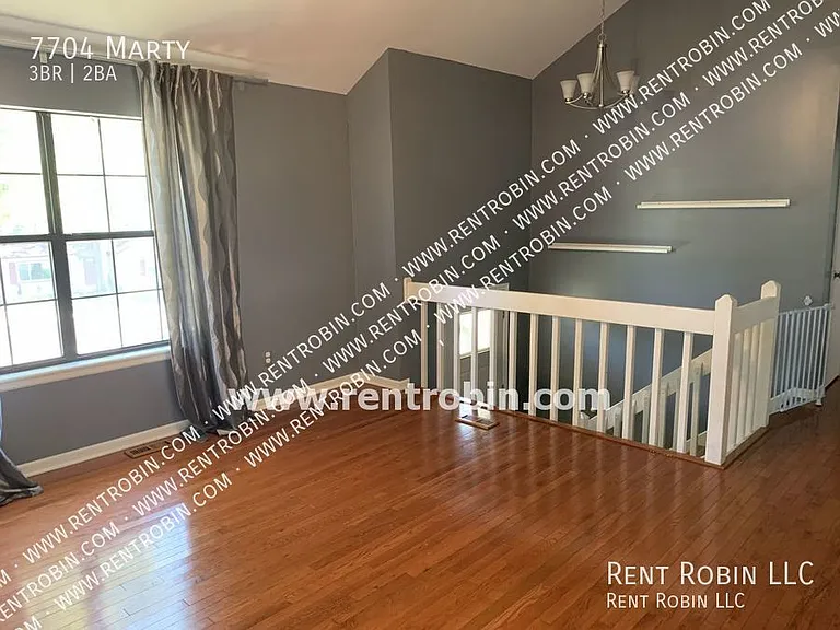 7704 Marty St — Photo 17
