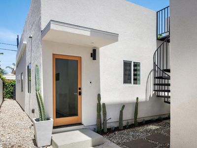 2911 N Coolidge Ave, Los Angeles, CA, 90039