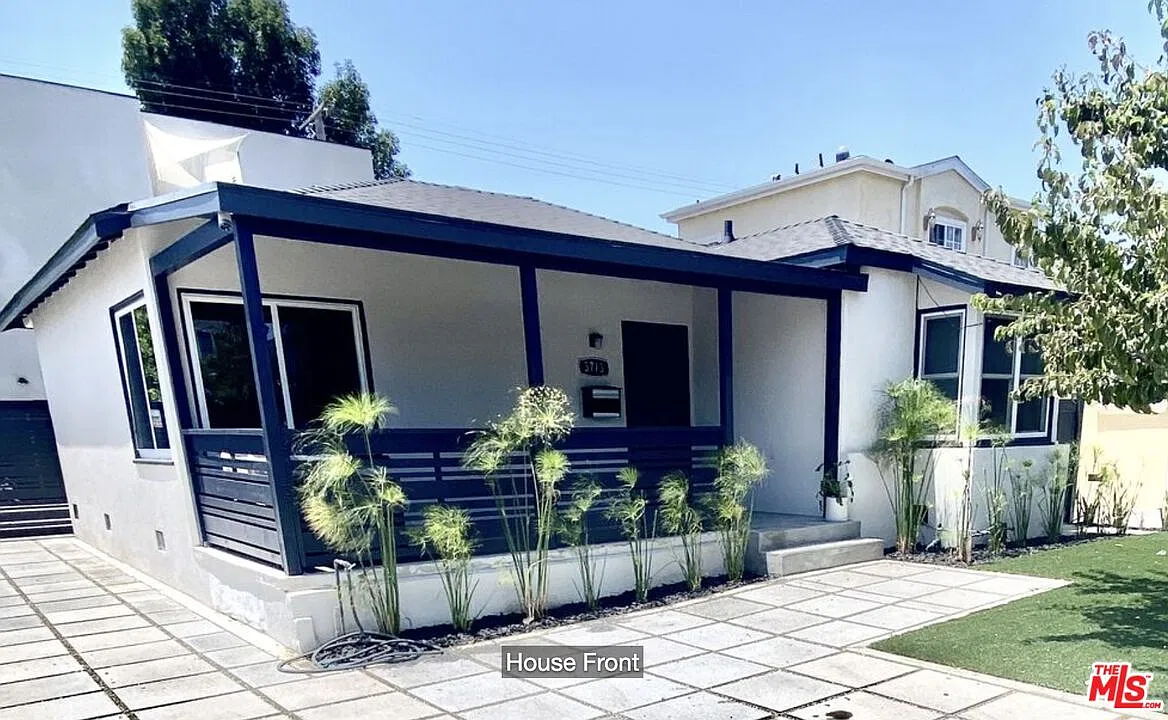 2 bed, 1.0 bath, 1200 sqft, $3,900 — Photo 1