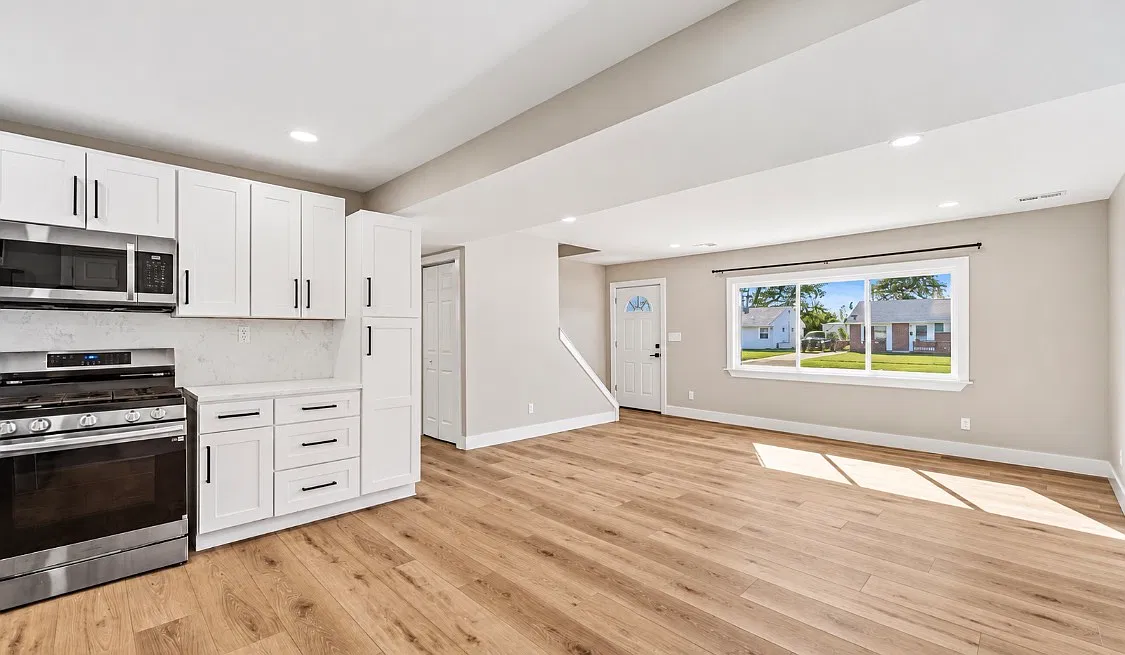 4 bed, 2132 sqft, $3,000 — Photo 4