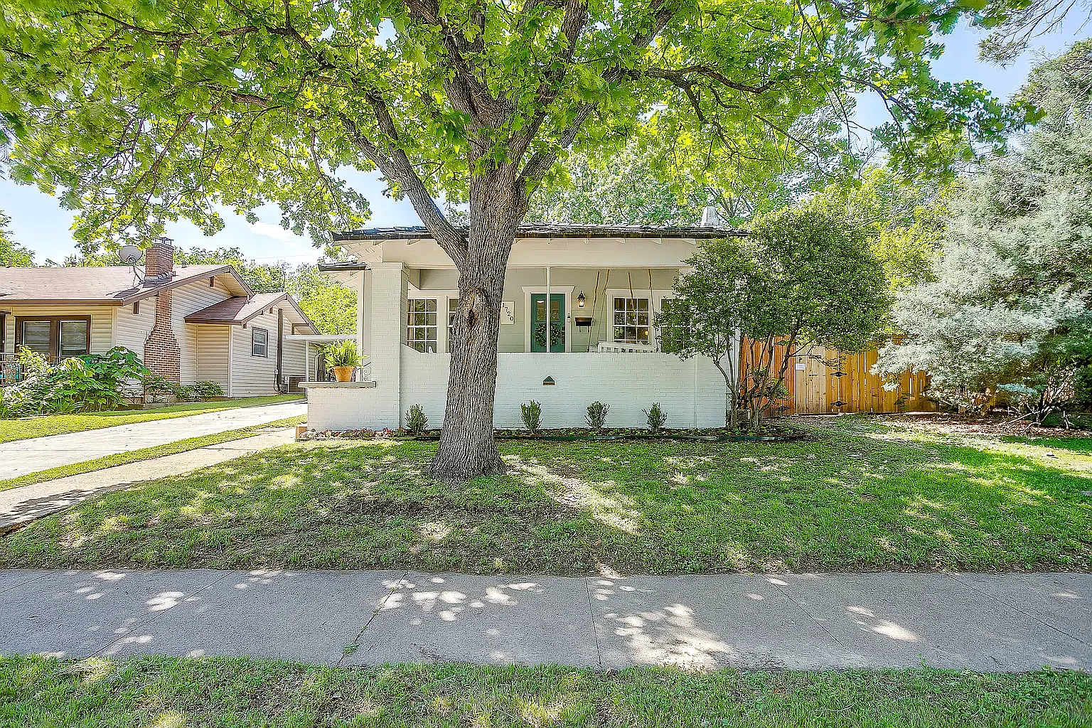 2 bed, 1188 sqft, $3,400 — Photo 3