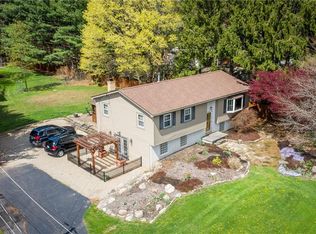 1275 New Milford Rd, Atwater, OH 44201