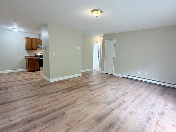4th image of 21 Chapel Hill Dr APT 11