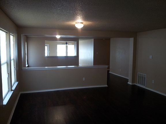 2nd image of 1338 Hayes St
