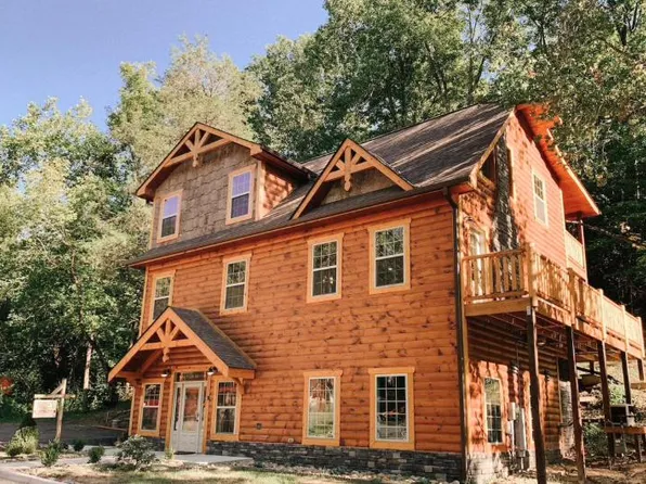 2378 Alpine Village Way, Pigeon Forge, TN 37863