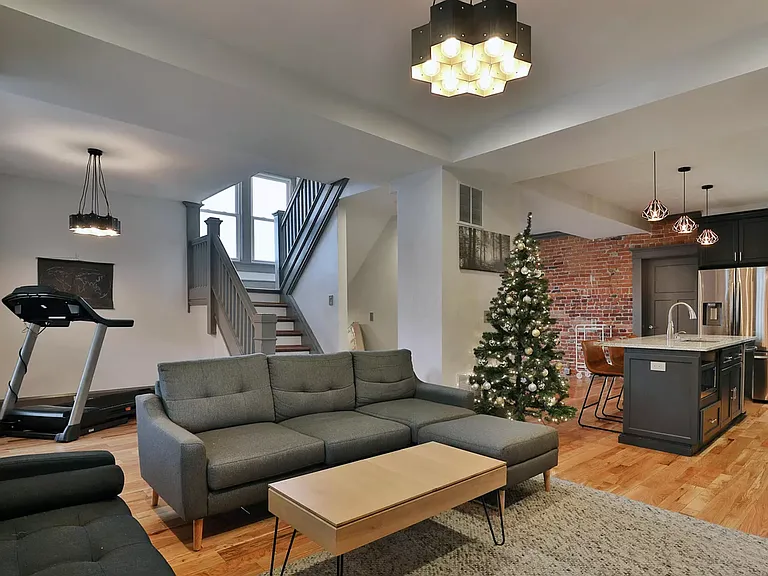 927 E Livingston Ave — Photo 28