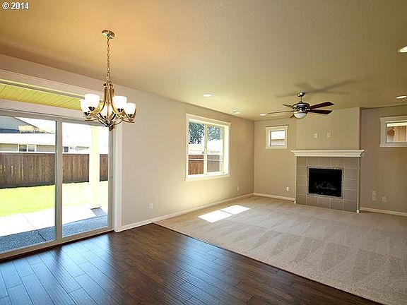 4th image of 10215 NE 131st Ave