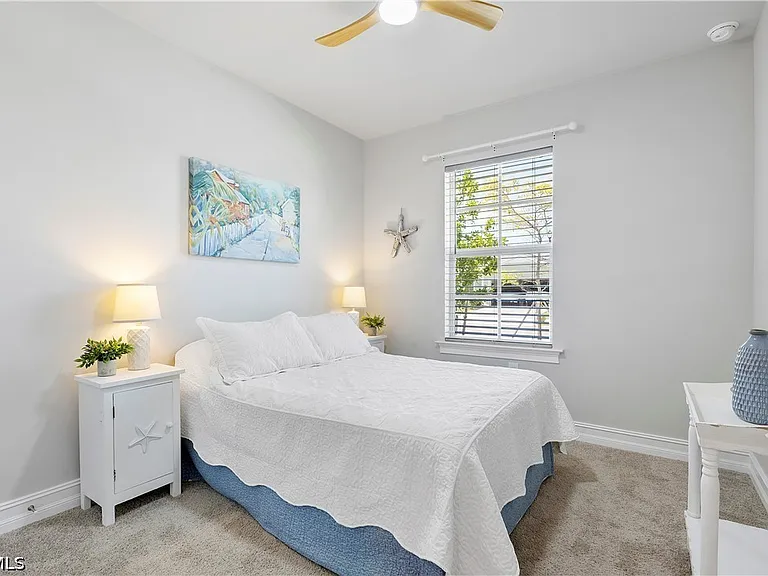 17639 Wild Iris Ln — Photo 16