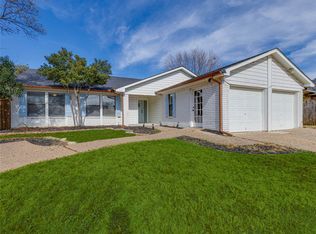 6705 Parkwood Dr, North Richland Hills, TX 76182