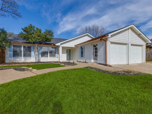 6705 Parkwood Dr, North Richland Hills, TX 76182